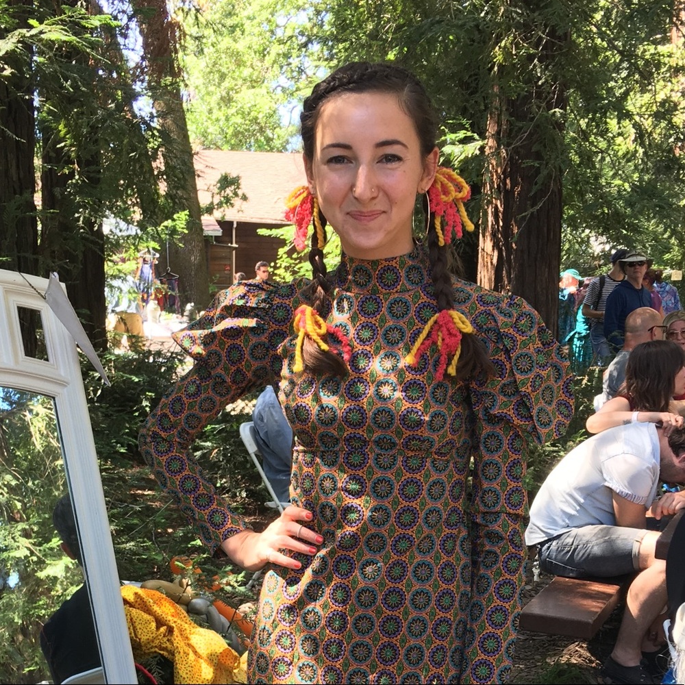 Meet your Posher, Lucy